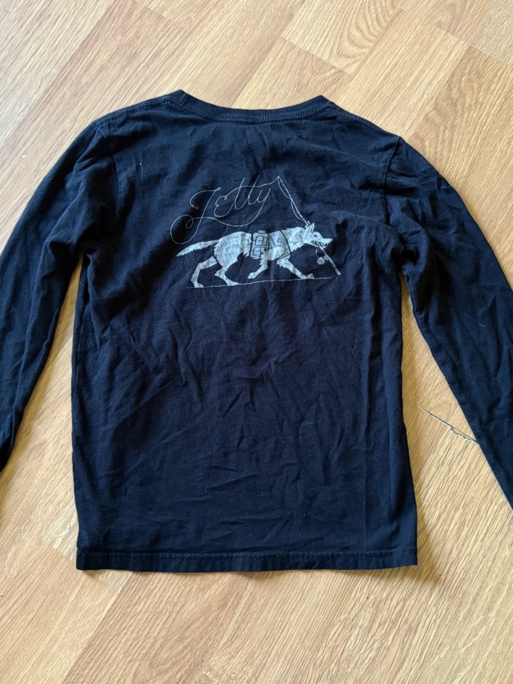 Jetty long sleeve wolf fishing shirt YL youth large long sleeve